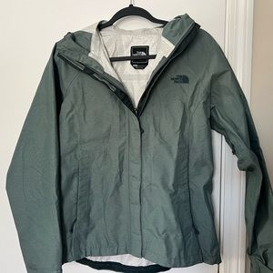 The North Face Rain Jacket Outdoor Shell, Green, women’s Medium